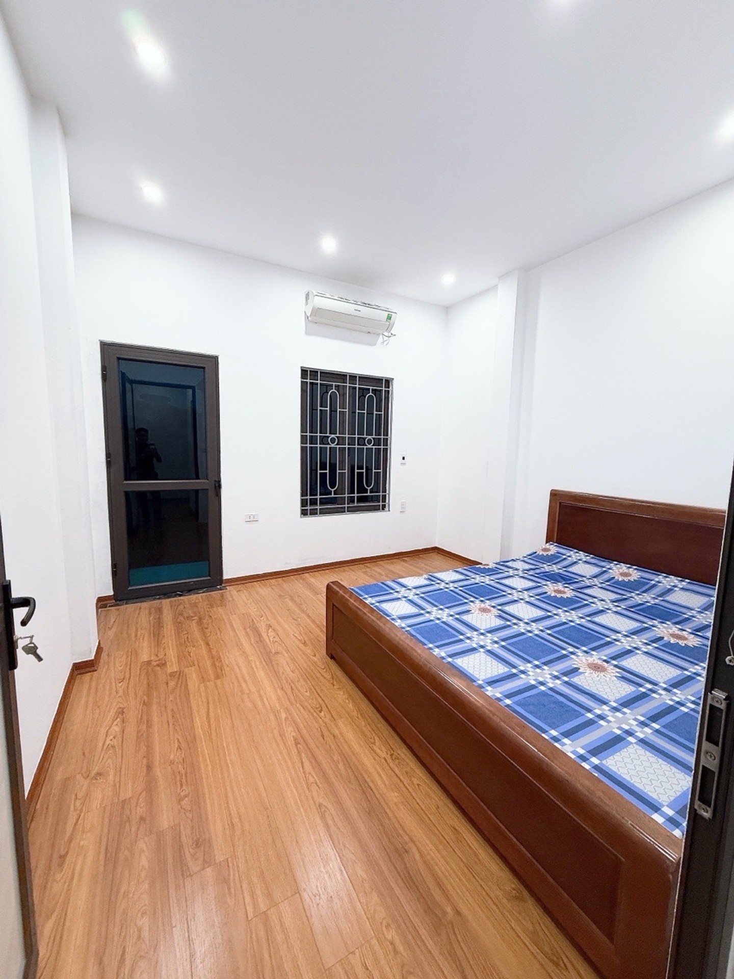 Bán nhà Lĩnh Nam - diện tích 24m2 4 tầng - Nhà đẹp hiếm có - giá 6,95 tỷ