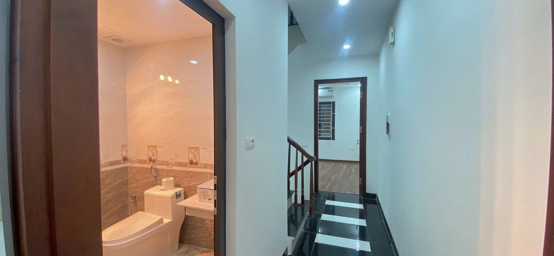 Bán nhà Nguyễn Khoái - diện tích 43m2 5 tầng - Nhà mới đẹp, tiện ích ngập tràn - giá 15,9 tỷ
