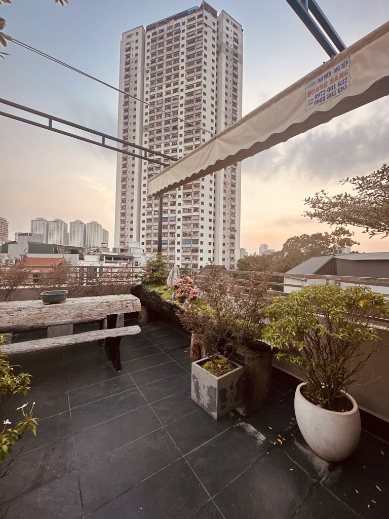 Bán nhà Bán đảo linh đàm - diện tích 50m2 5 tầng - ô tô hai tránh trước cửa - giá 14,8 tỷ