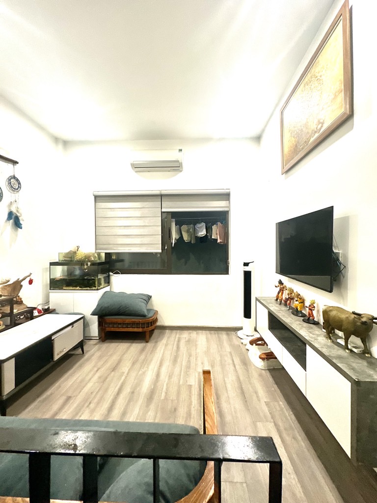 Bán nhà Bán đảo linh đàm - diện tích 50m2 5 tầng - ô tô hai tránh trước cửa - giá 14,8 tỷ
