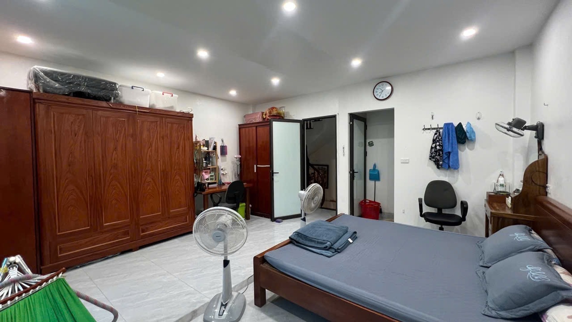 Bán nhà Định Công Hạ - diện tích 41m2 3 tầng - Nhà đẹp hiếm có - giá 3,5 tỷ