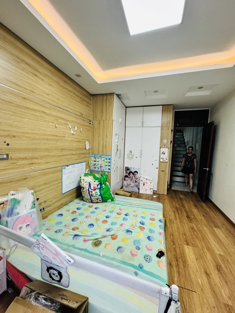 Bán nhà Ao Sào - diện tích 70m2 4 tầng - Đang cập nhật - giá 25,5 tỷ