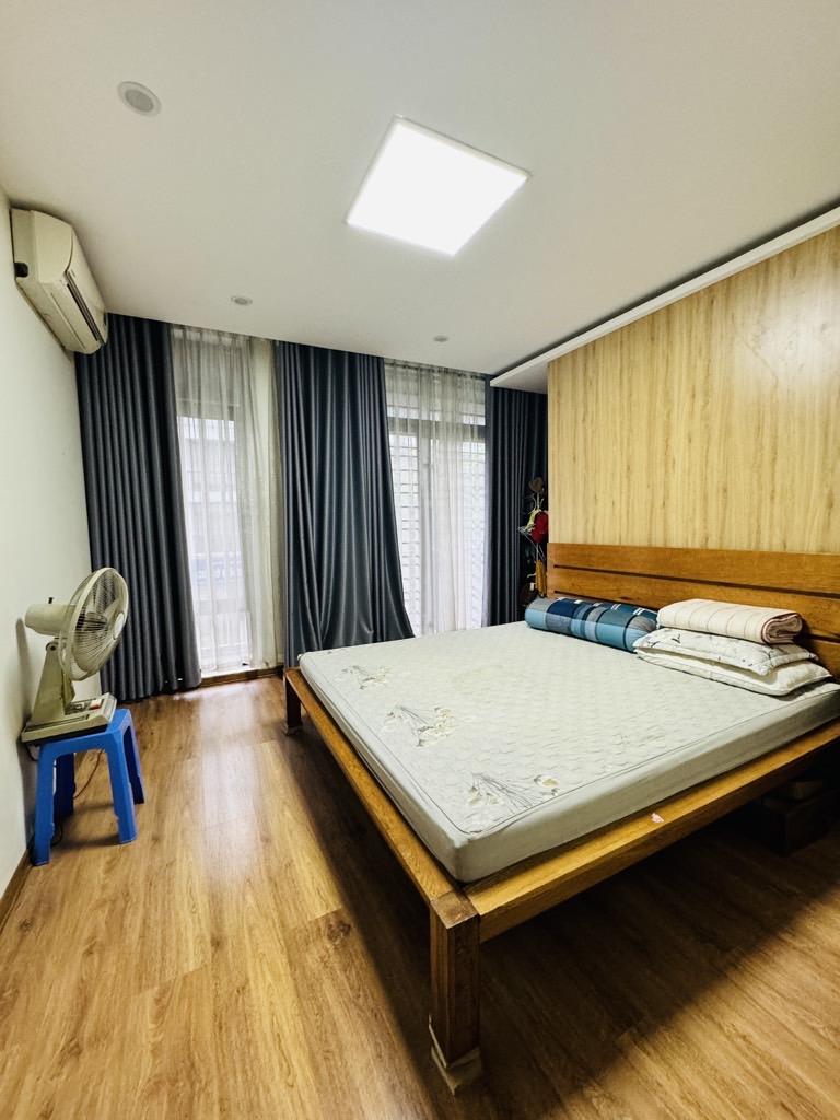 Bán nhà Ao Sào - diện tích 70m2 4 tầng - Đang cập nhật - giá 25,5 tỷ