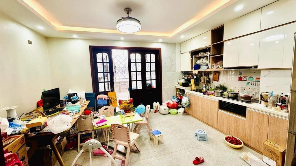 Bán nhà Ao Sào - diện tích 70m2 4 tầng - Đang cập nhật - giá 25,5 tỷ