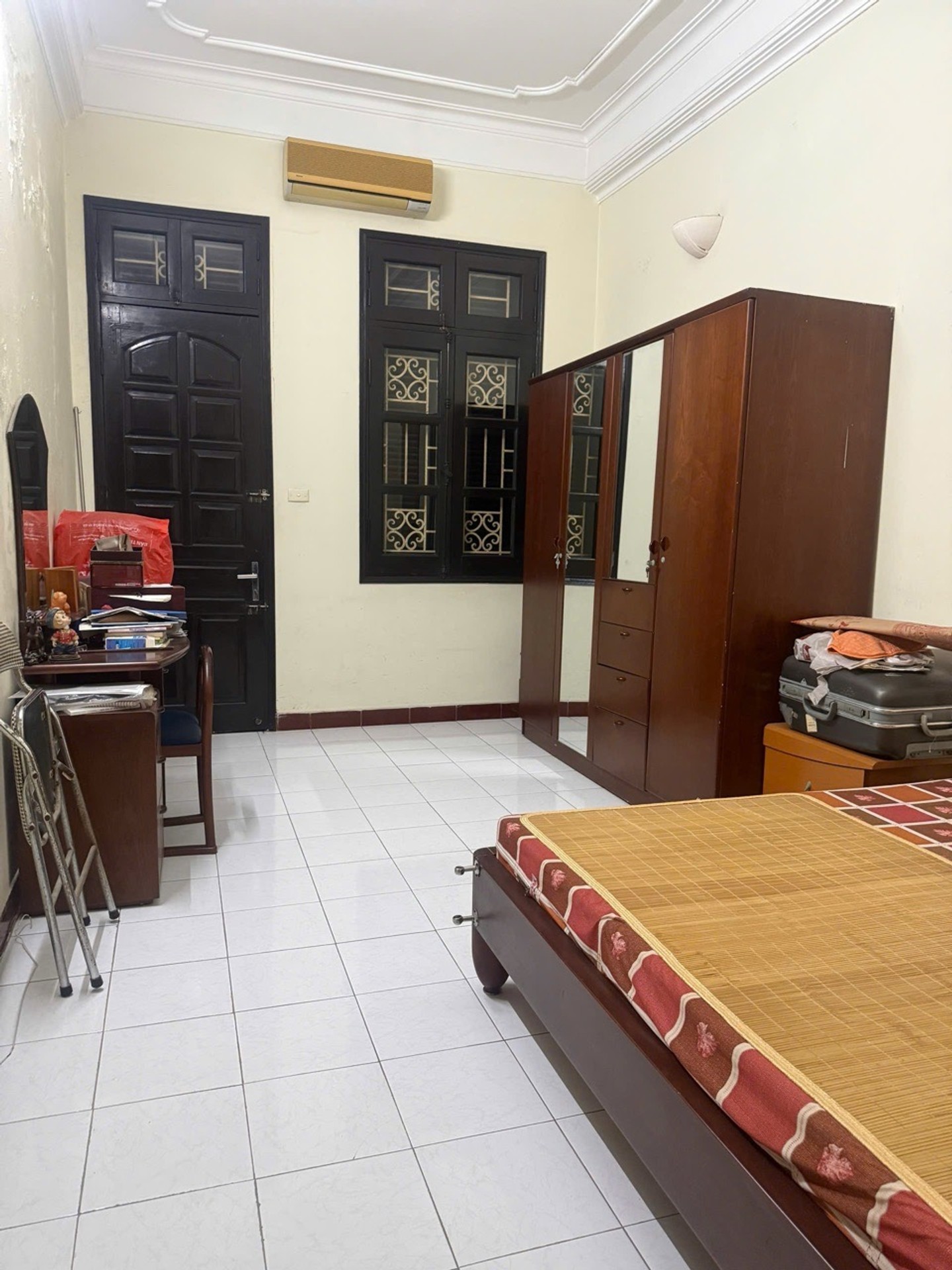 Bán nhà Trần Đại Nghĩa - diện tích 68m2 4 tầng - ngõ ô tô - giá 15,2 tỷ