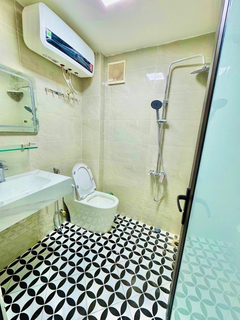 Bán nhà Lĩnh Nam - diện tích 44m2 3 tầng - Ngõ thông - giá 3,5 tỷ