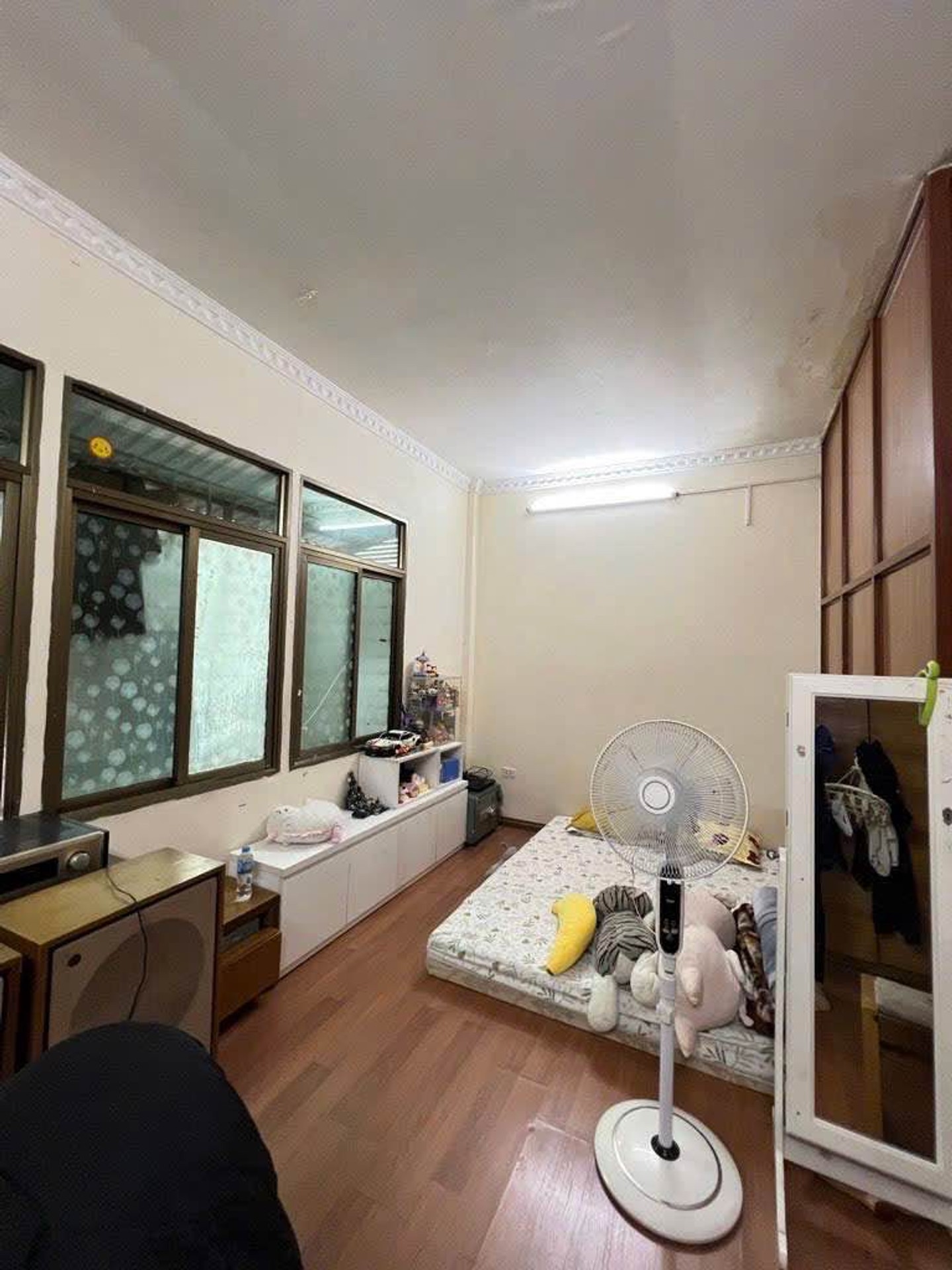 Bán nhà Trần Cao Vân - diện tích 30m2 4 tầng - Lô góc, ngõ thông - giá 4 tỷ