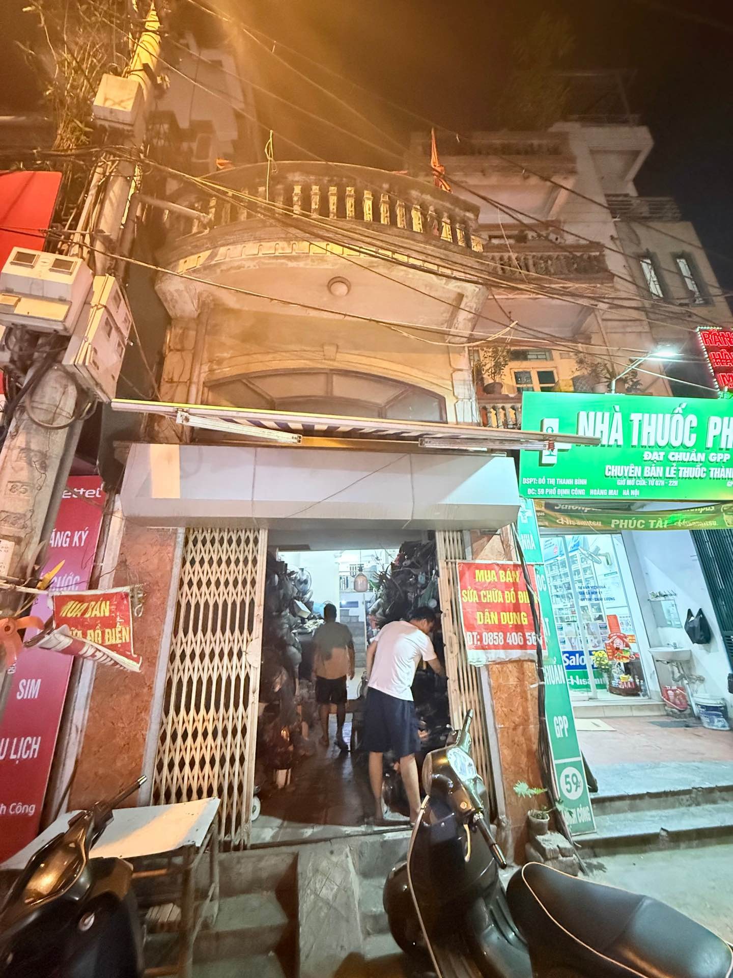 Bán nhà Định Công - diện tích 52m2 3 tầng - Nhà mặt phố - giá 23 tỷ