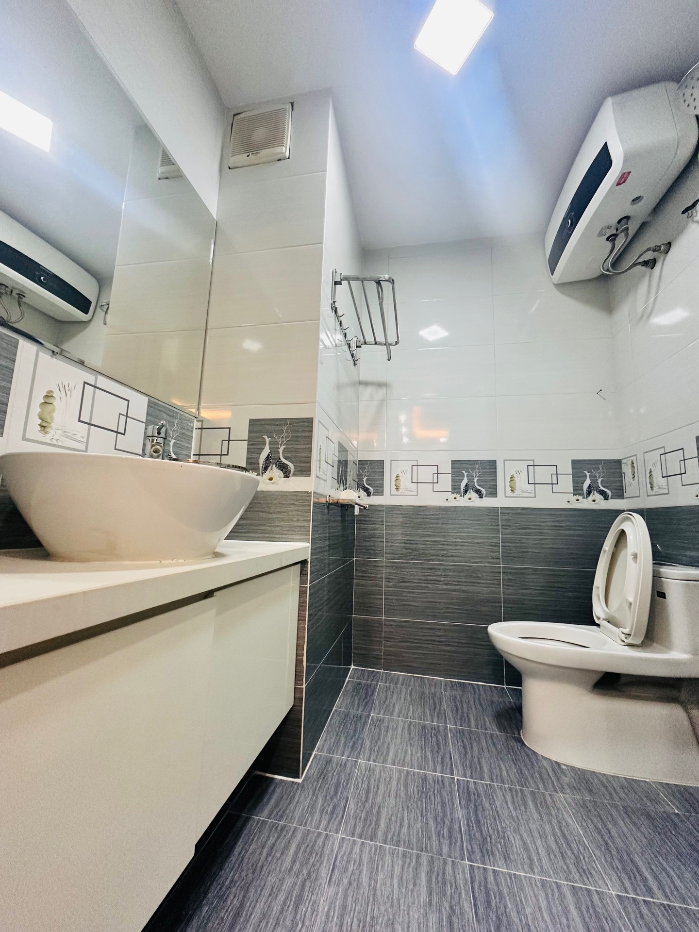Bán nhà Nơ 19 KĐT Pháp Vân - diện tích 86m2 11 tầng - FULL NỘI THẤT - giá 5,75 tỷ