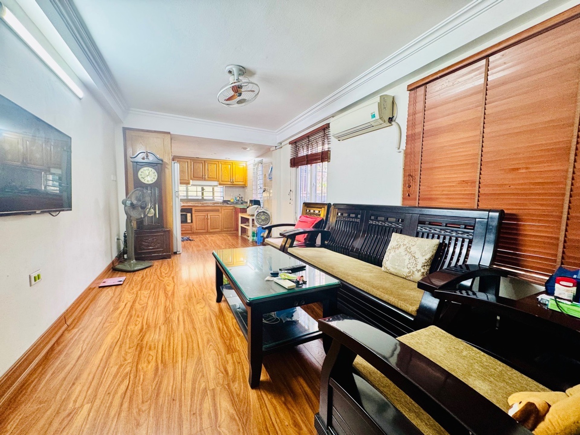 Bán nhà Nguyễn Chính - diện tích 30m2 5 tầng - Ô tô tránh - giá 9,9 tỷ