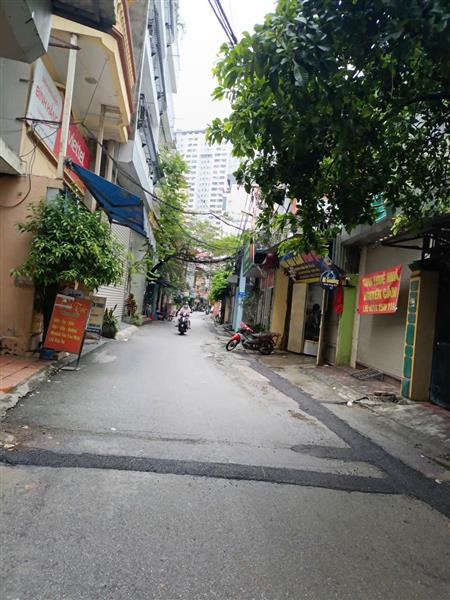 Bán nhà Giáp Bát - diện tích 192m2 3 tầng - Nhà mặt phố gần Bến xe Giáp Bát - giá 32 tỷ