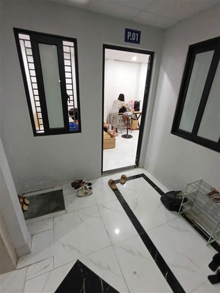 Bán nhà Giáp Bát - diện tích 192m2 3 tầng - Nhà mặt phố gần Bến xe Giáp Bát - giá 32 tỷ