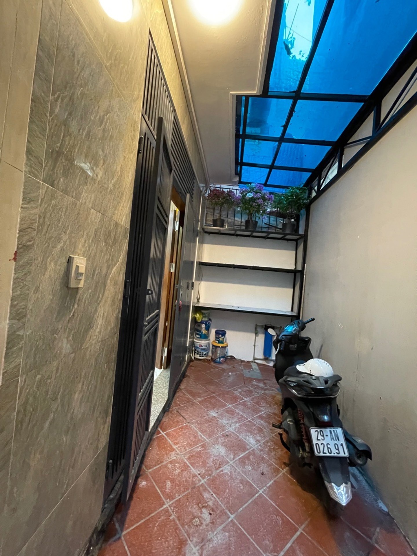 Bán nhà Hoàng Mai - diện tích 33m2 6 tầng - Nhà đẹp hiếm có - giá 8,4 tỷ