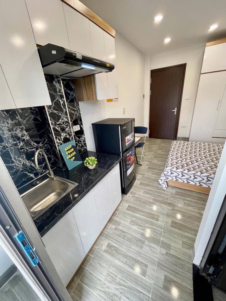 Bán nhà Hoàng Mai - diện tích 84.4m2 7 tầng - 19 phòng khép kín - giá 25 tỷ