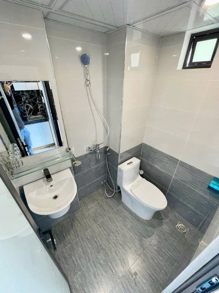 Bán nhà Hoàng Mai - diện tích 84.4m2 7 tầng - 19 phòng khép kín - giá 25 tỷ