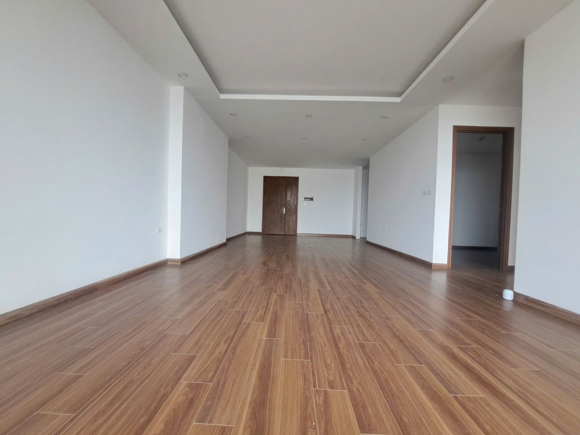 Bán nhà Hoàng Mai - diện tích 122m2 1 tầng - Căn hộ tầng thấp thoáng mát - giá 8,4 tỷ