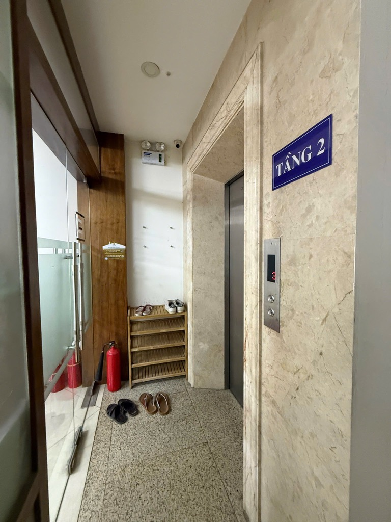 Bán nhà Hoàng Ngân - diện tích 86m2 9 tầng - Mặt phố Hoàng Ngân - giá 51 tỷ