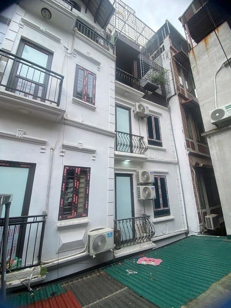 Bán nhà Đông Thiên - diện tích 98m2 2 tầng - Đất đầu tư xây CHDV - giá 13,8 tỷ