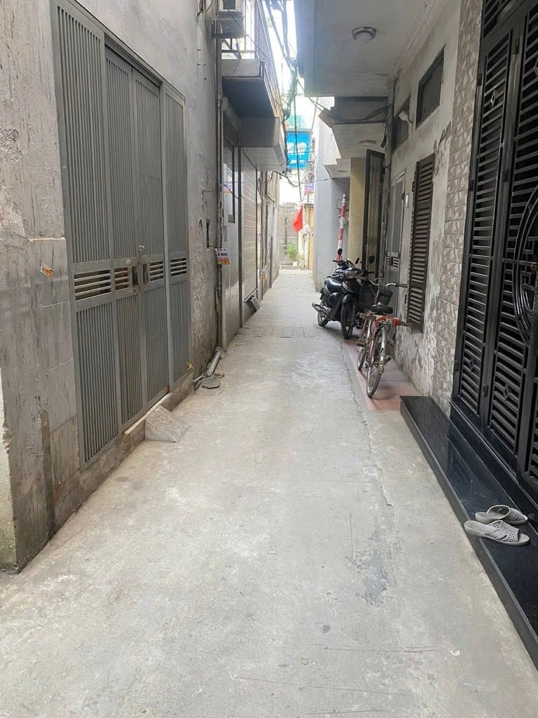 Bán nhà Đông Thiên - diện tích 98m2 2 tầng - Đất đầu tư xây CHDV - giá 13,8 tỷ