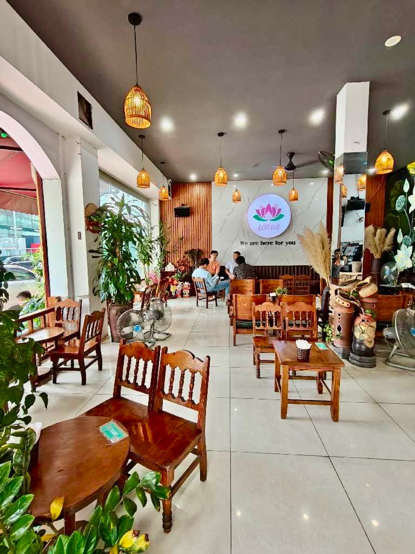 Bán nhà Lê Trọng Tấn - diện tích 87m2 5 tầng - Lô góc 2 mặt thoáng - giá 8,2 tỷ