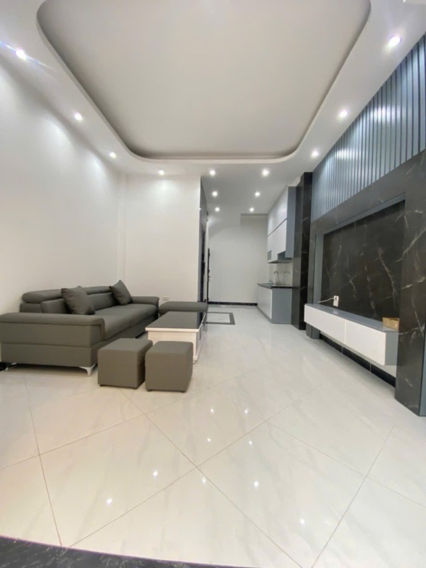 Bán nhà Khương Đình - diện tích 32m2 6 tầng - Lô góc, thang máy - giá 8,96 tỷ