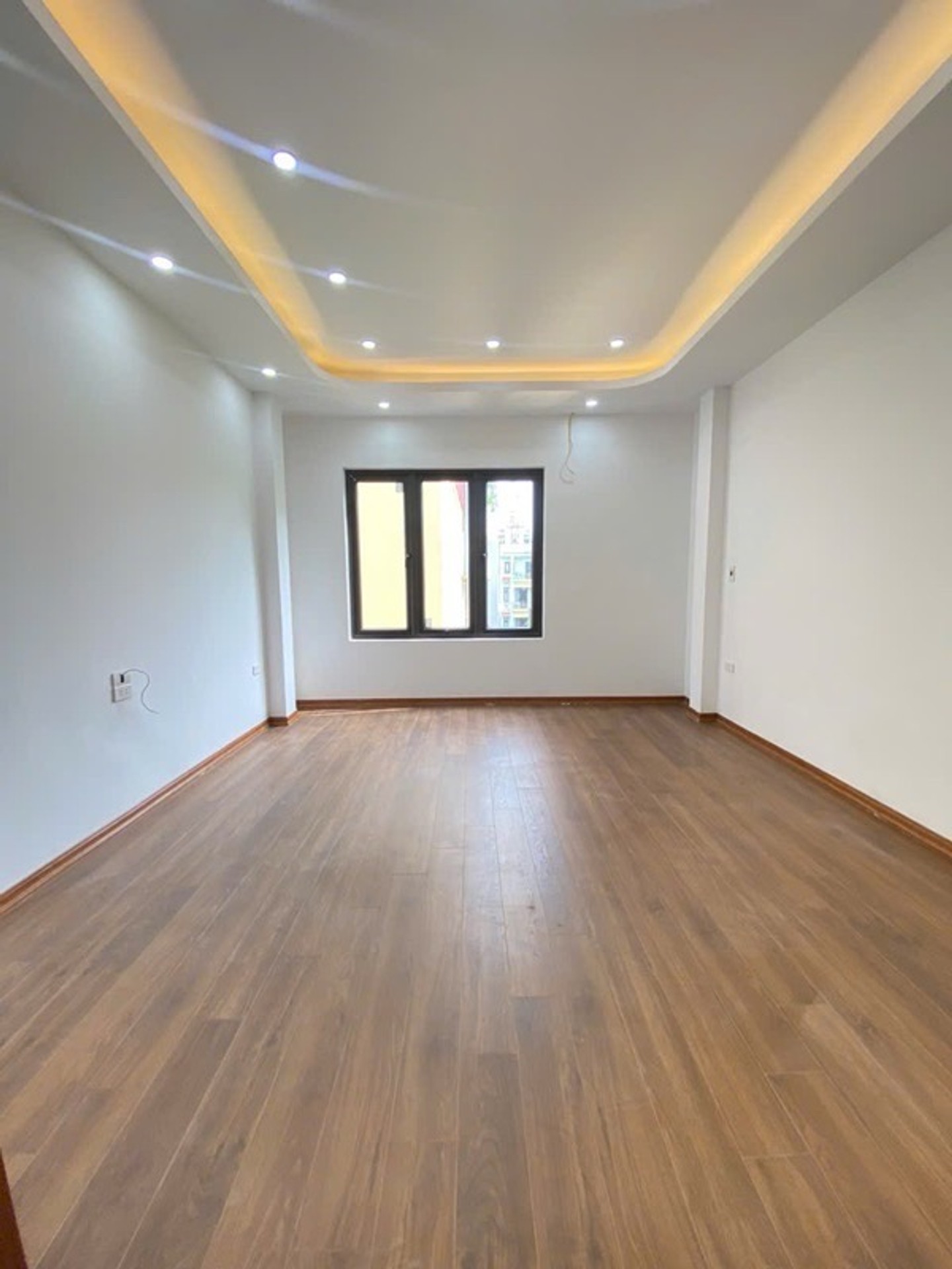 Bán nhà Khương Đình - diện tích 32m2 6 tầng - Lô góc, thang máy - giá 8,96 tỷ