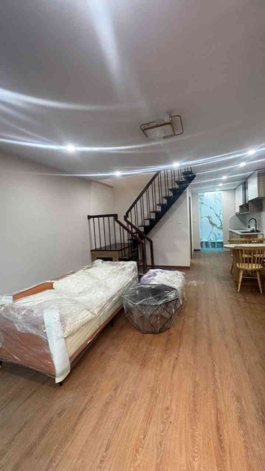 Bán nhà Bùi Xương Trạch - diện tích 45m2 2 tầng - ô tô vào trong nhà - giá 3,56 tỷ