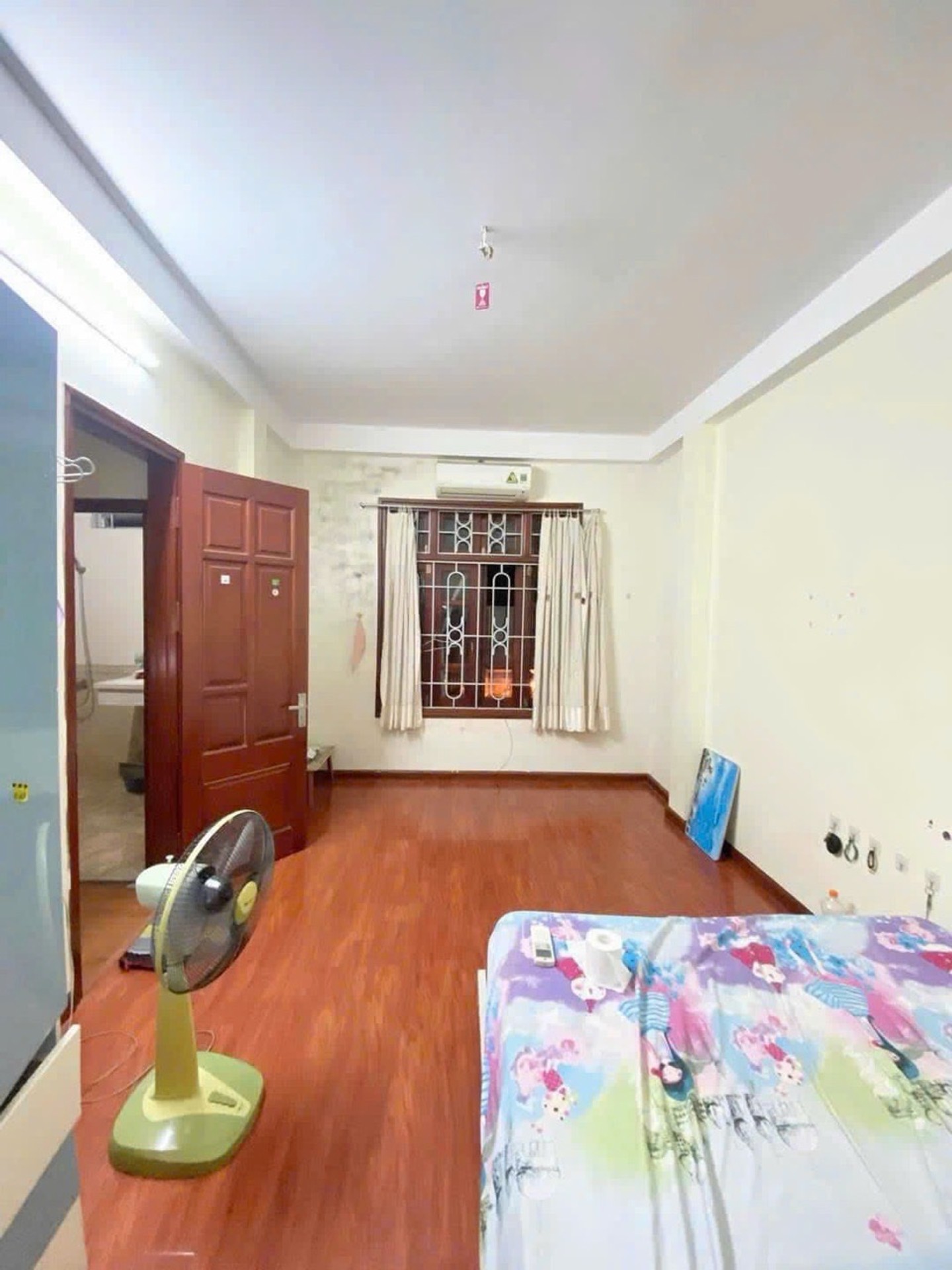 Bán nhà Ngõ Trại cá - diện tích 30m2 5 tầng - Nhà đẹp hiếm có - giá 8,5 tỷ