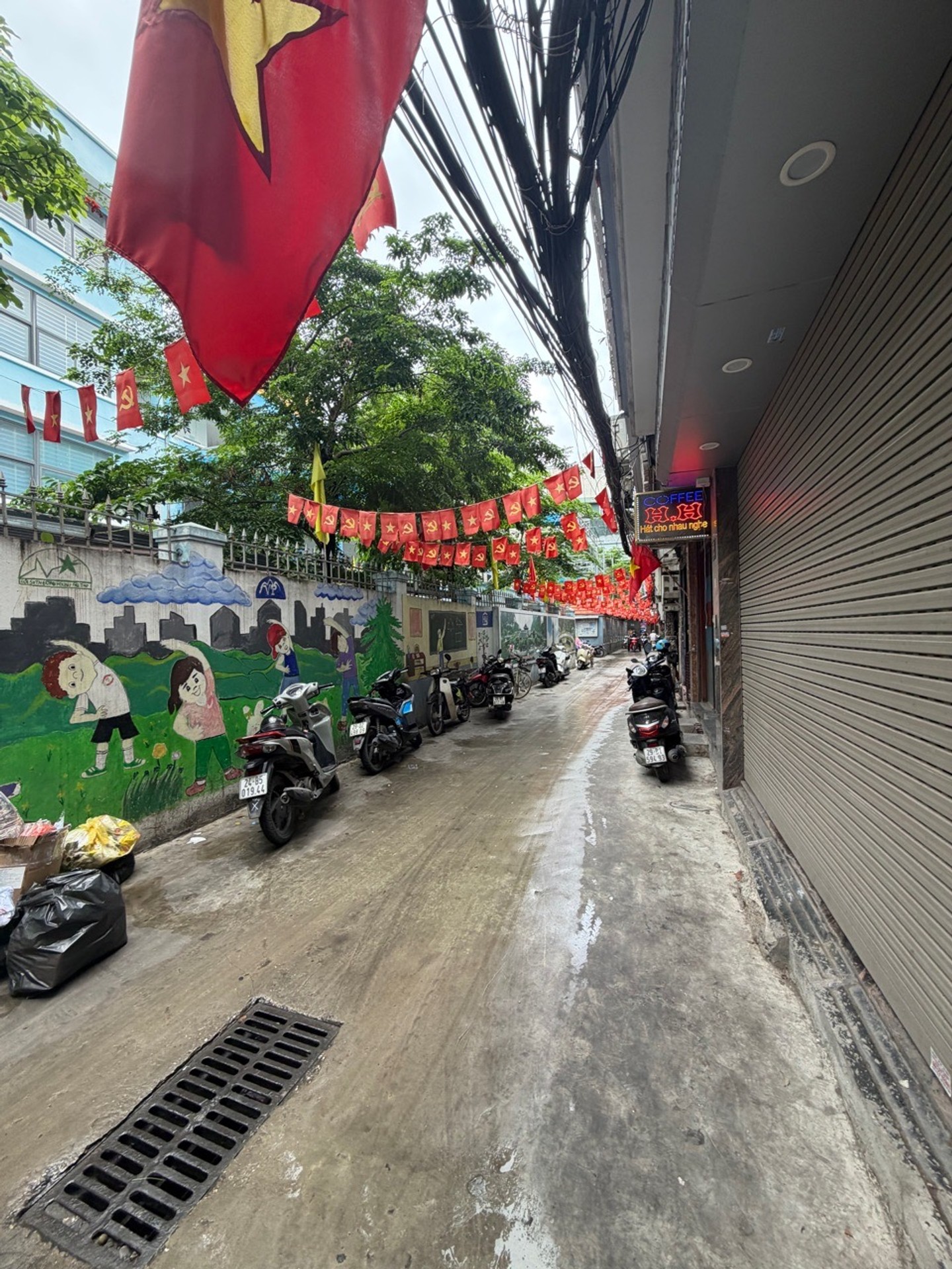 Bán nhà Ngõ Trại cá - diện tích 30m2 5 tầng - Nhà đẹp hiếm có - giá 8,5 tỷ