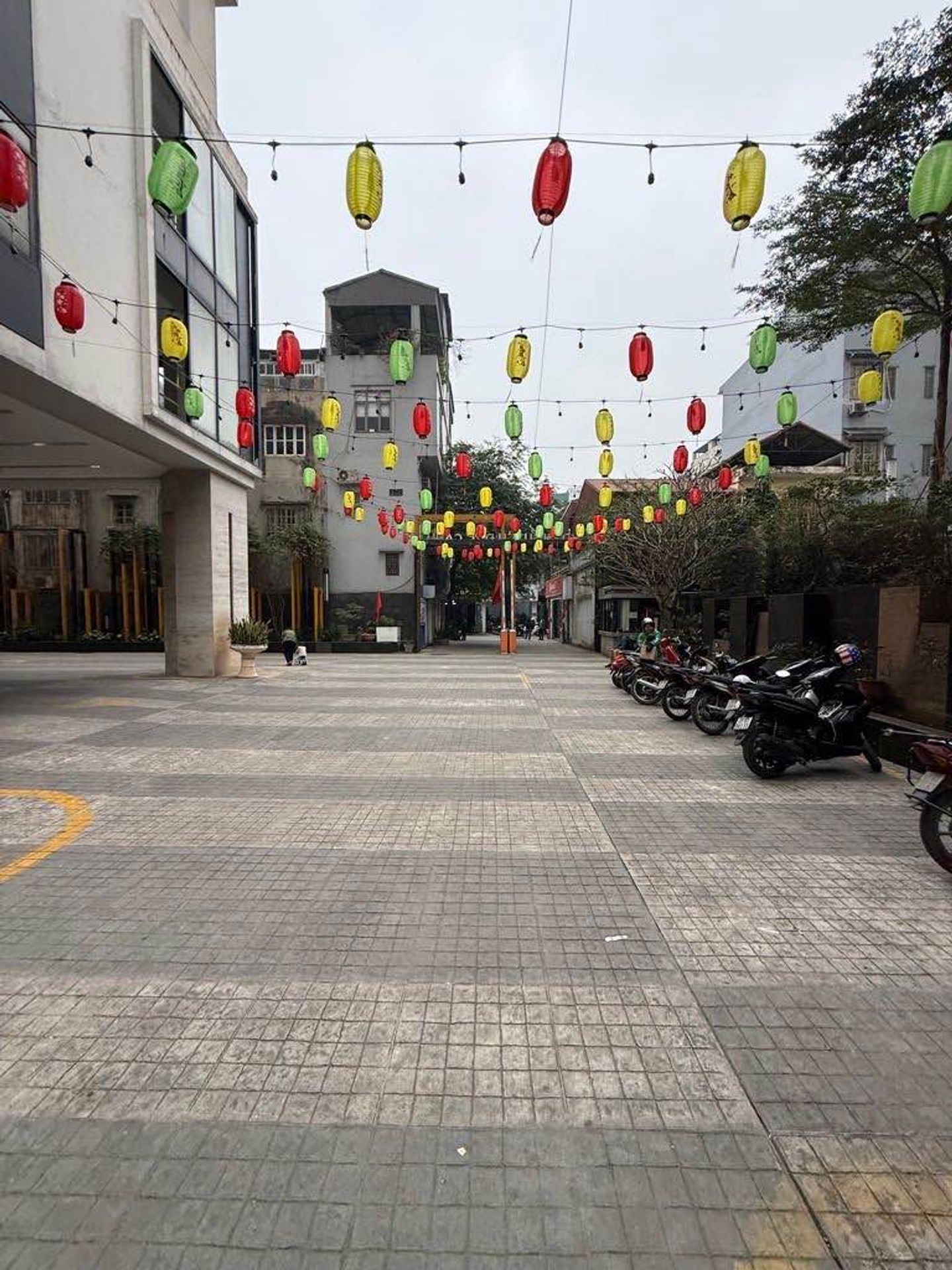 Bán nhà Nguyễn Đức Cảnh - diện tích 52m2 6 tầng - Nhà đẹp hiếm có - giá 4,79 tỷ
