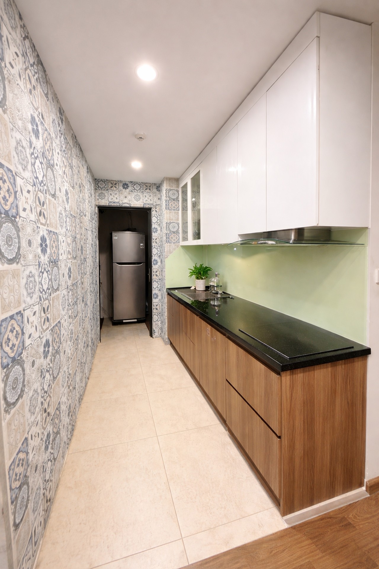 Bán nhà Nguyễn Đức Cảnh - diện tích 52m2 6 tầng - Nhà đẹp hiếm có - giá 4,79 tỷ