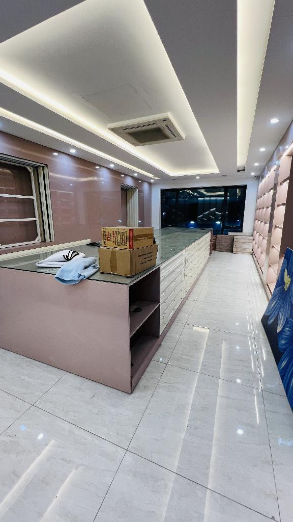 Bán nhà Nguyễn Xiển - diện tích 92m2 8 tầng - Khu đẹp nhất Nguyễn Xiển - giá 71,5 tỷ