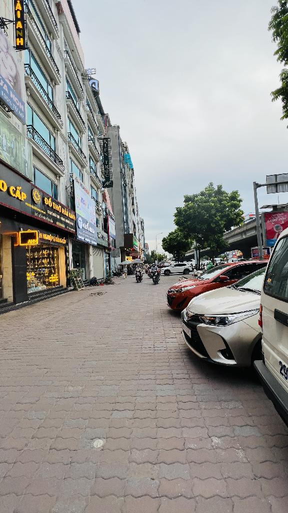 Bán nhà Nguyễn Xiển - diện tích 92m2 8 tầng - Khu đẹp nhất Nguyễn Xiển - giá 71,5 tỷ