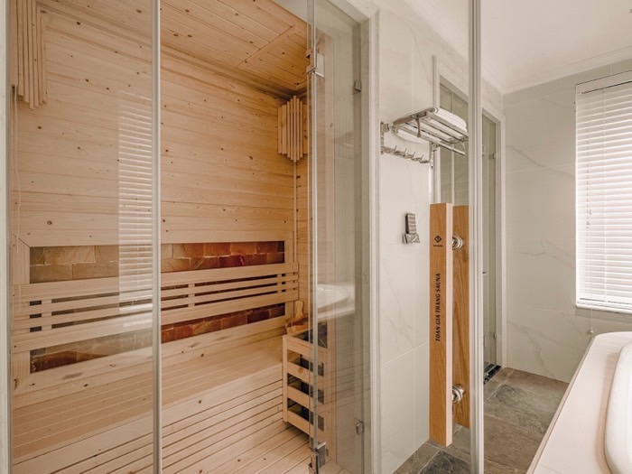 Bán nhà Trần Thủ Độ - diện tích 273m2 4 tầng - Biệt thự Châu Âu - giá 69,2 tỷ