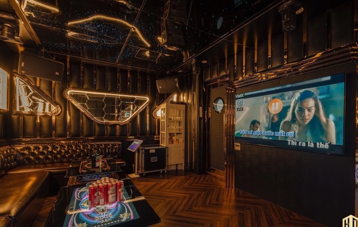 Bán nhà Trần Thủ Độ - diện tích 273m2 4 tầng - Biệt thự Châu Âu - giá 69,2 tỷ