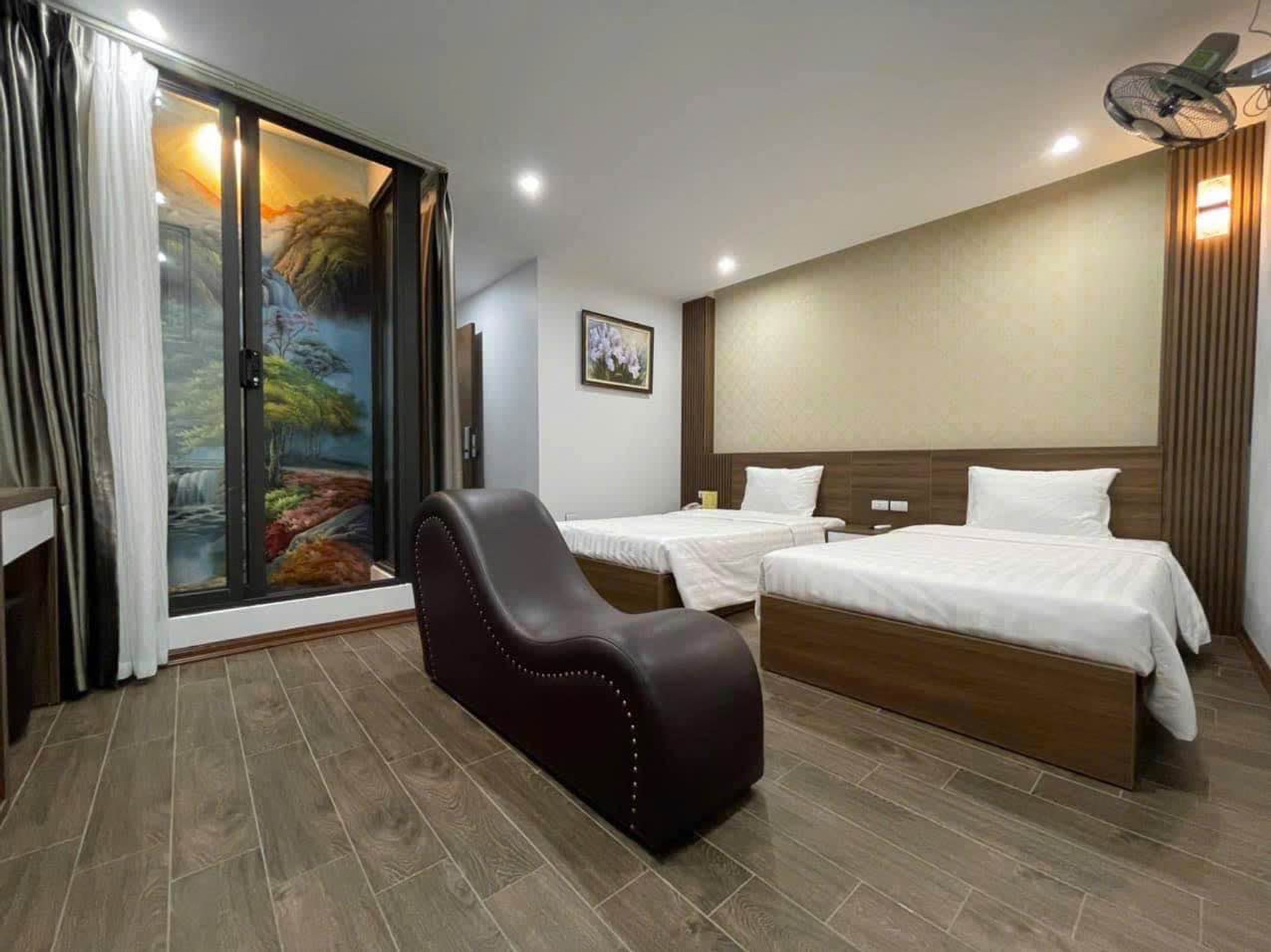 Bán nhà Trần Khát Chân - diện tích 145m2 9 tầng - Mặt phố kinh doanh sầm uất - giá 159 tỷ