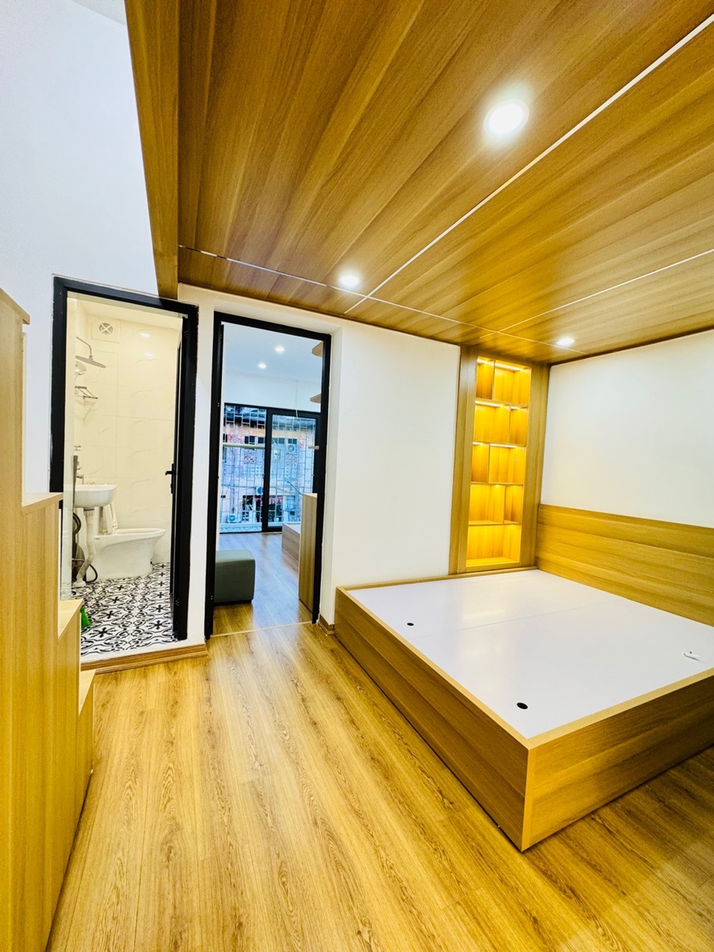 Bán nhà Thọ Lão - diện tích 60m2 1 tầng - Căn hộ đẹp, đầy đủ nội thất - giá 3,85 tỷ