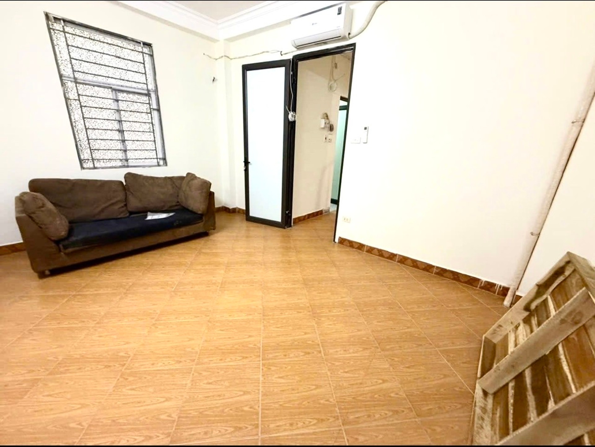 Bán nhà Định Công Thượng - diện tích 43m2 4 tầng - Lô góc, ô tô thông - giá 9,2 tỷ