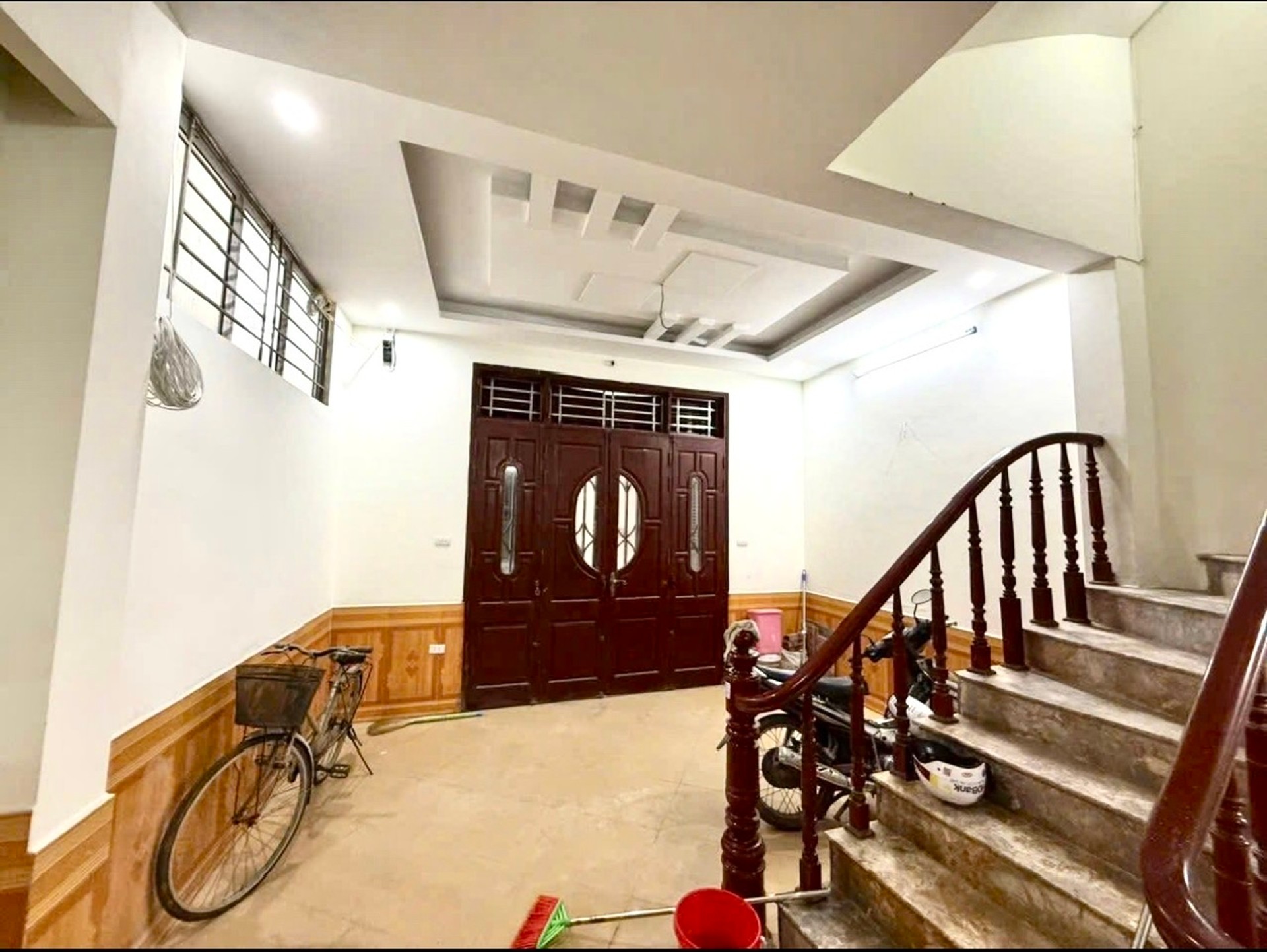 Bán nhà Định Công Thượng - diện tích 43m2 4 tầng - Lô góc, ô tô thông - giá 9,2 tỷ
