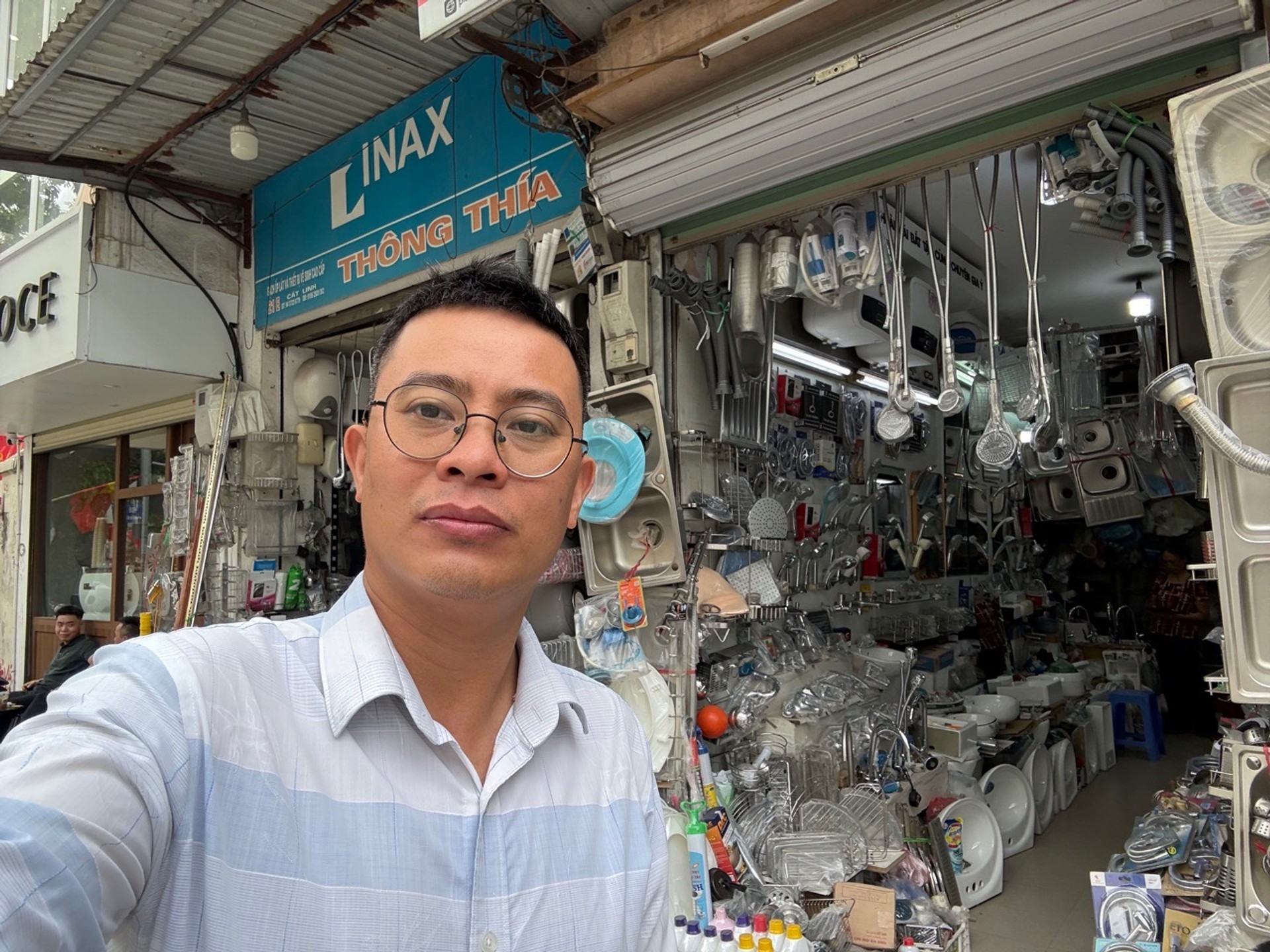 Bán nhà Cát Linh - diện tích 34m2 2 tầng - Lô góc, mặt phố sầm uất - giá 12 tỷ
