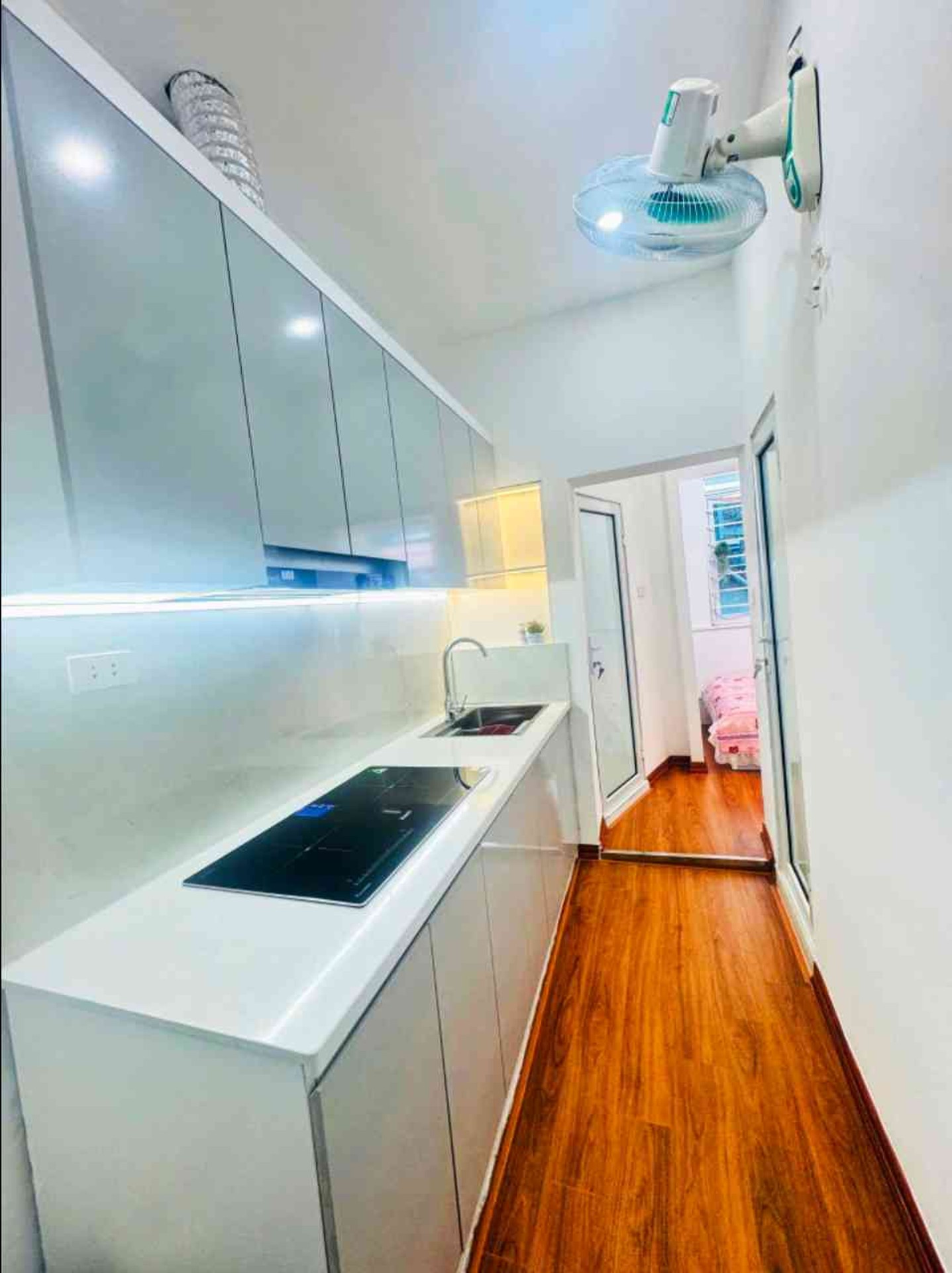 Bán nhà Võ Thị Sáu - diện tích 40m2 1 tầng - Ô tô đỗ cửa - giá 3,1 tỷ