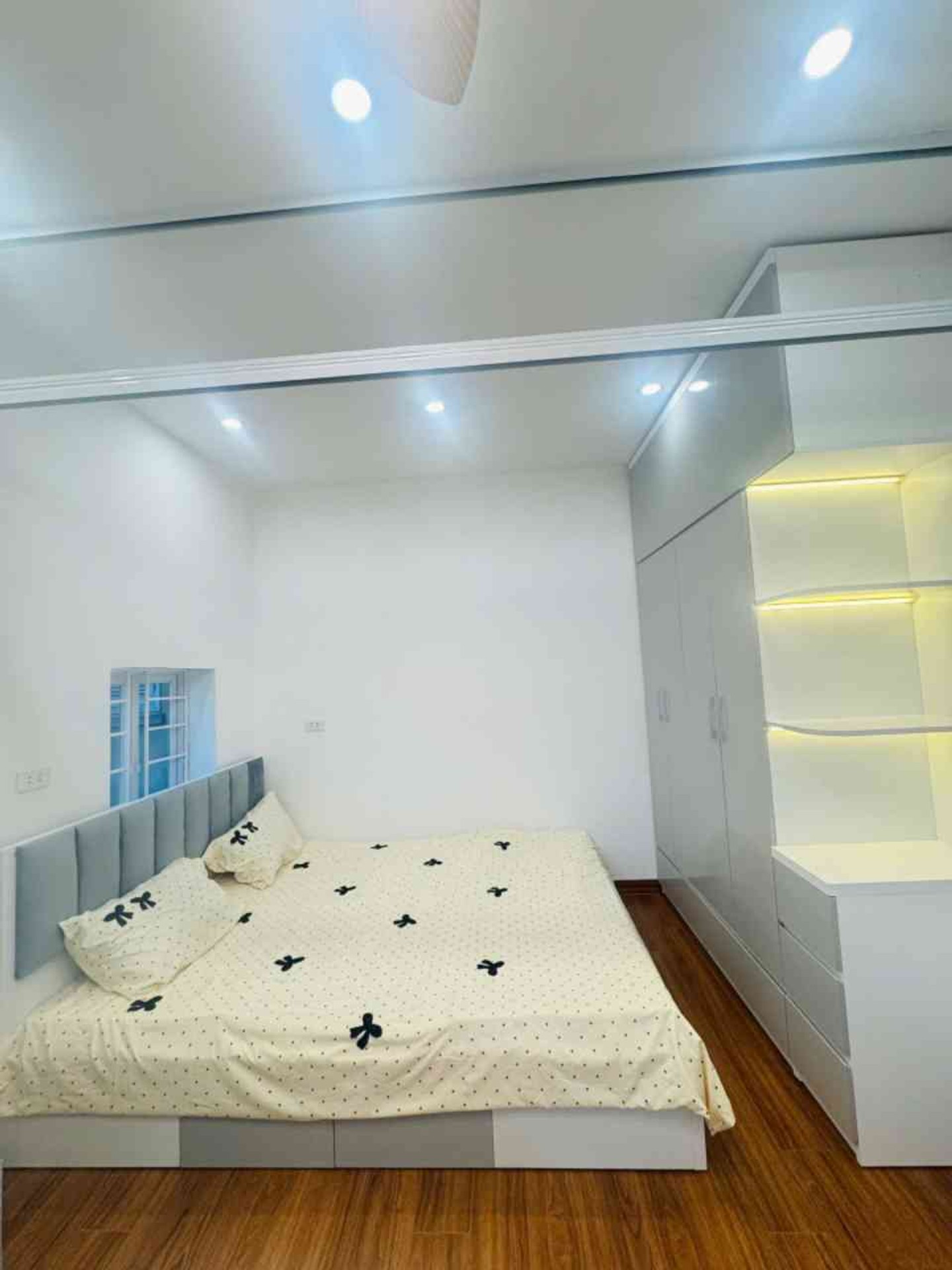 Bán nhà Võ Thị Sáu - diện tích 40m2 1 tầng - Ô tô đỗ cửa - giá 3,1 tỷ