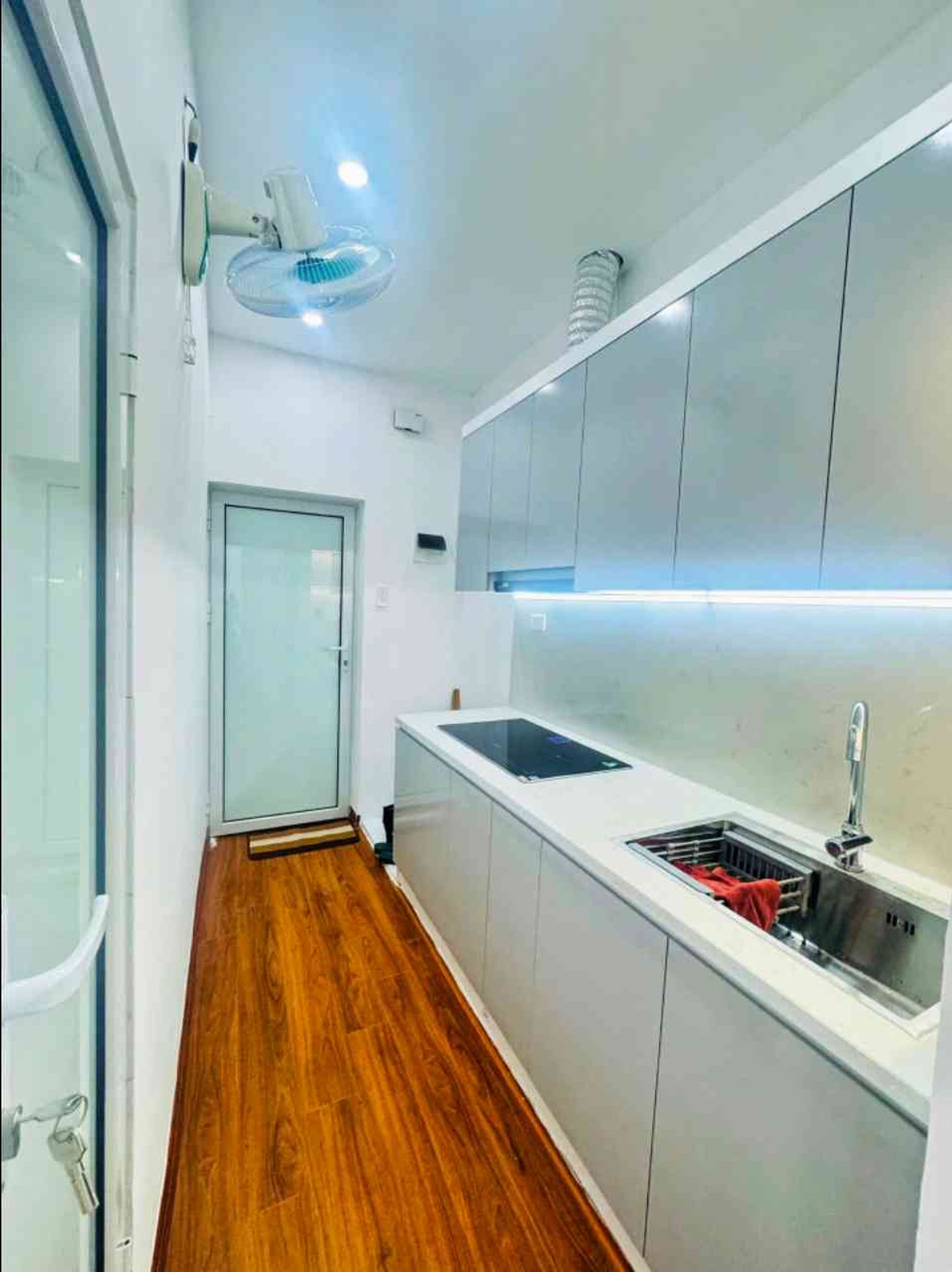 Bán nhà Võ Thị Sáu - diện tích 40m2 1 tầng - Ô tô đỗ cửa - giá 3,1 tỷ