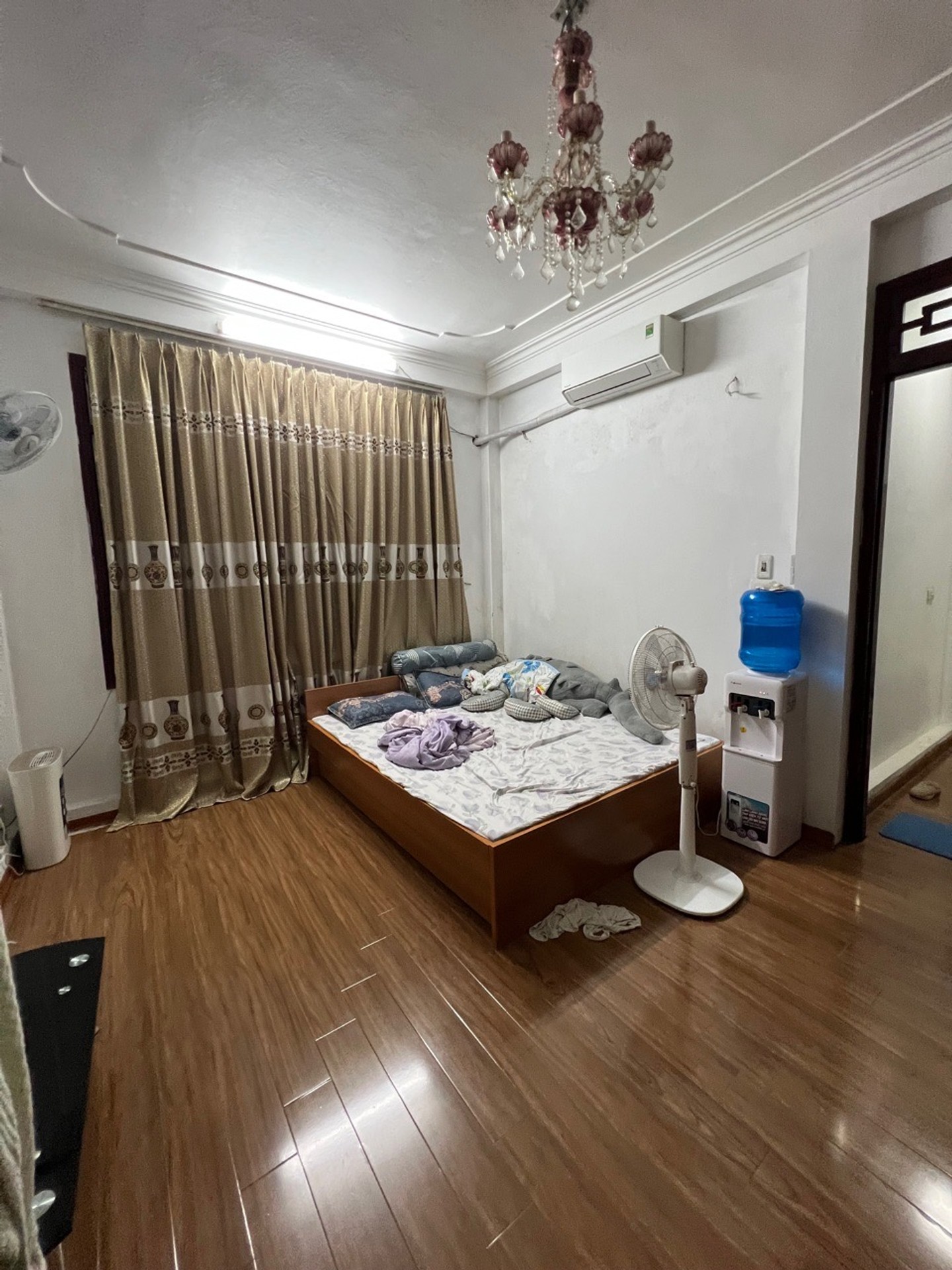 Bán nhà Phố Lạc Nghiệp - diện tích 28m2 3 tầng - Cực hiếm - giá 2,7 tỷ
