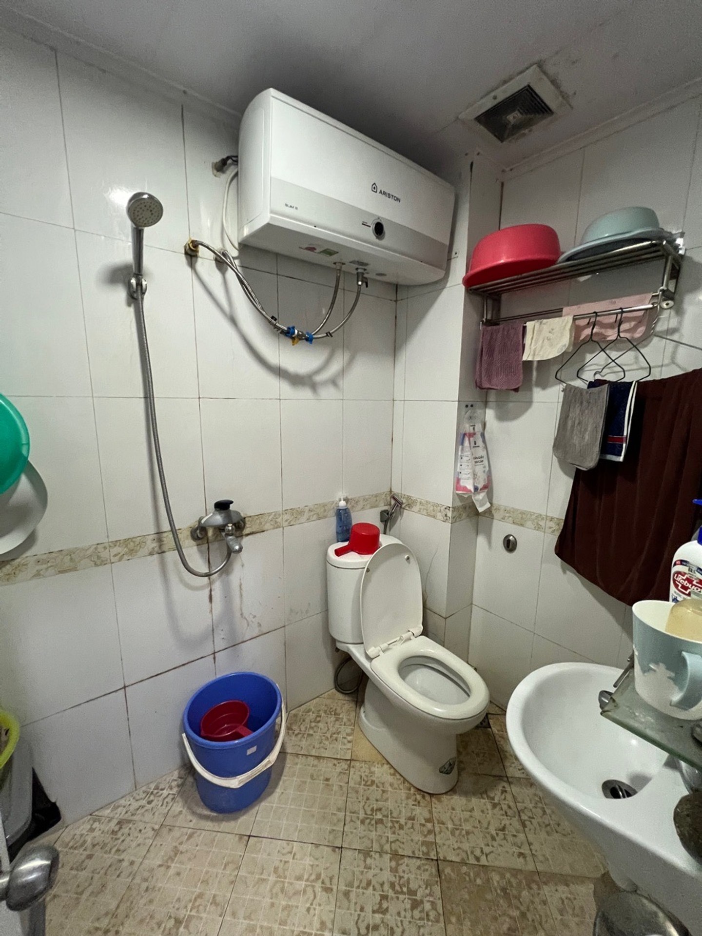 Bán nhà Phố Lạc Nghiệp - diện tích 28m2 3 tầng - Cực hiếm - giá 2,7 tỷ