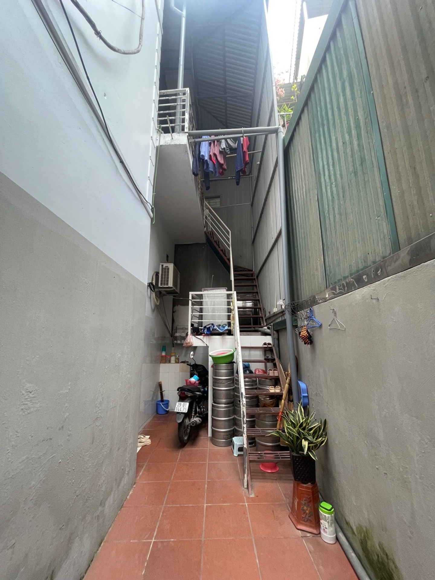 Bán nhà Dương Văn Bé - diện tích 47m2 2 tầng - Nở hậu, sân cổng riêng - giá 9,5 tỷ