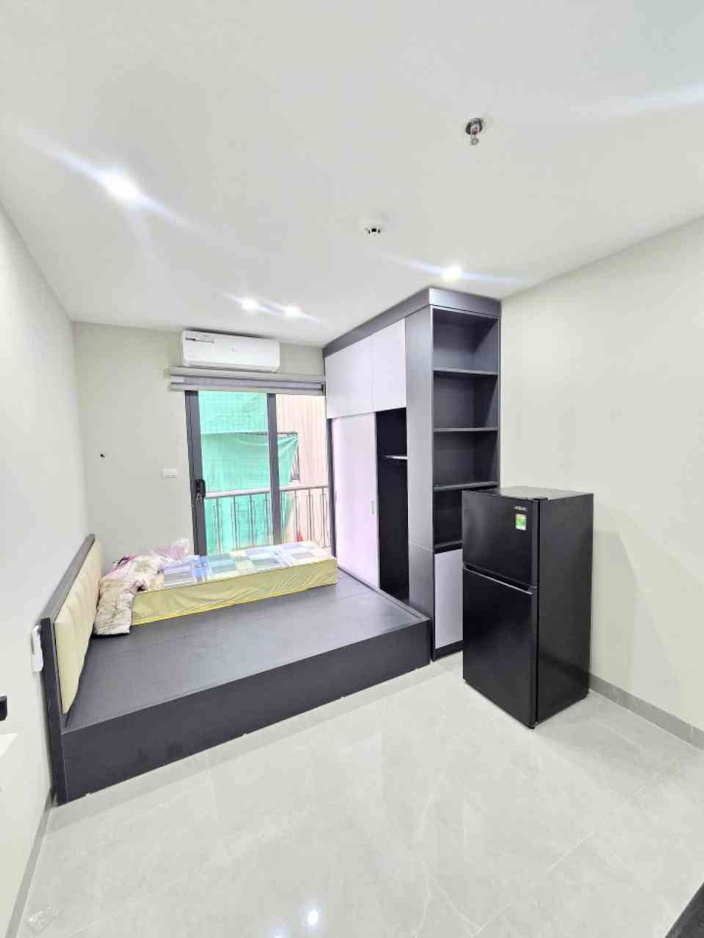 Bán nhà Nguyễn Chính - diện tích 67m2 7 tầng - Ô tô cách 1 nhà - giá 17,9 tỷ