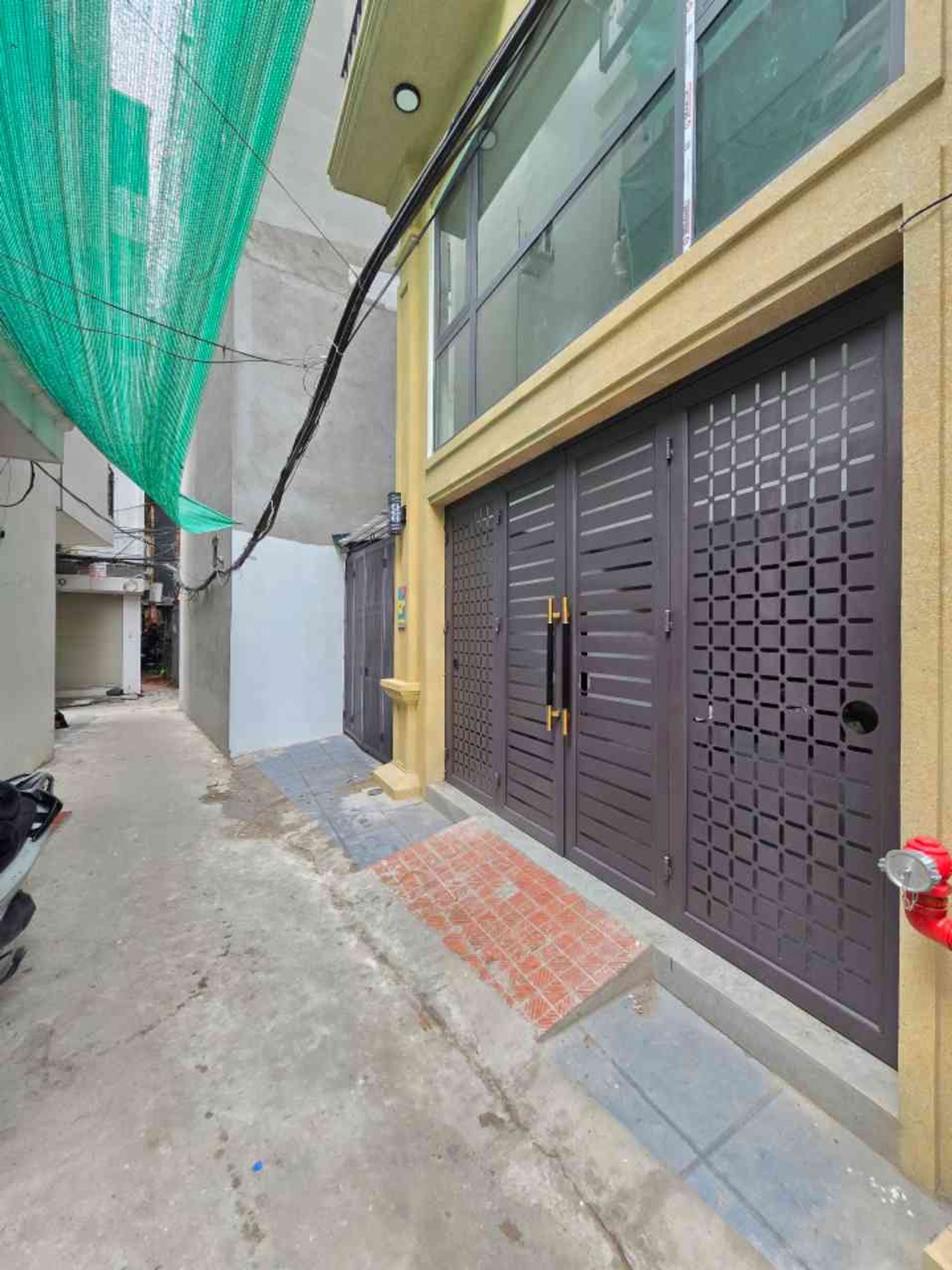 Bán nhà Nguyễn Chính - diện tích 67m2 7 tầng - Ô tô cách 1 nhà - giá 17,9 tỷ