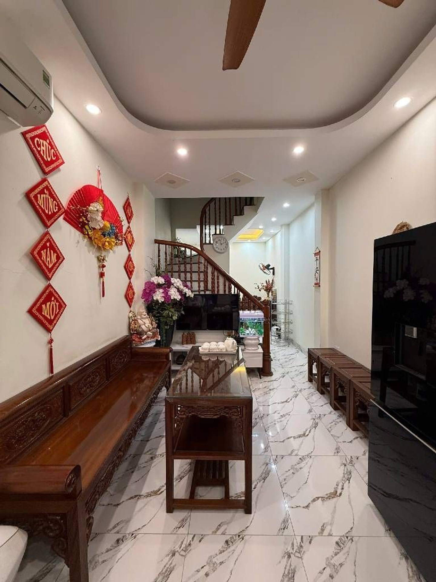 Bán nhà Tân Khai - diện tích 32m2 2 tầng - Nhà đẹp gần phố - giá 2,58 tỷ