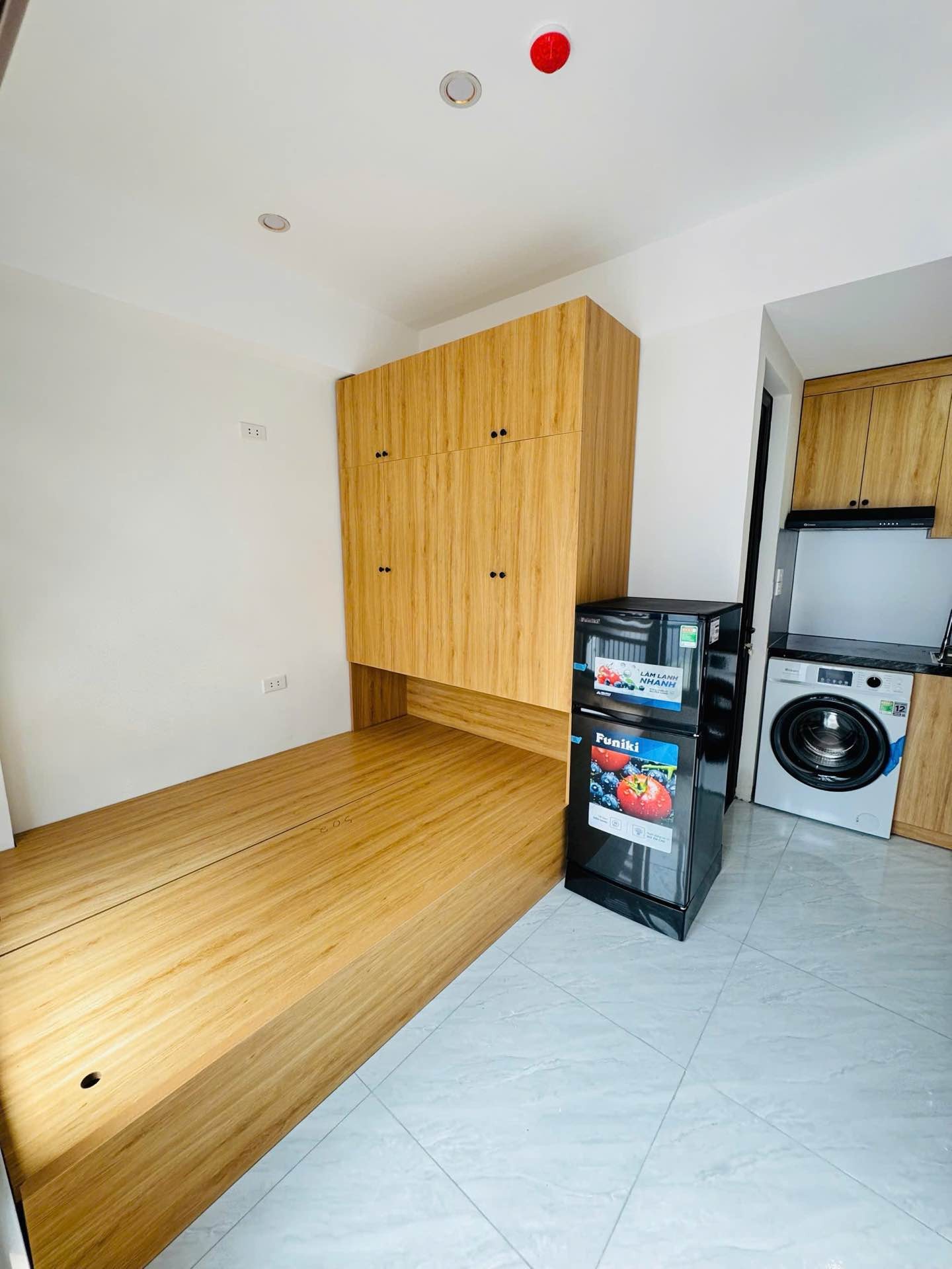Bán nhà Hai Bà Trưng - diện tích 48m2 6 tầng - Thang máy - giá 11,9 tỷ